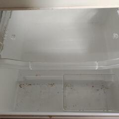 (動作品)東芝 5ドア冷凍冷蔵庫 右開き 426L クリアガラス GR-435GXVS(ZW) 2016年製の画像