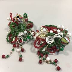 ○0円あげます！【2セット】ワインボトルアクセサリー 赤×緑×白 ビーズ クリスマス 飾り 瓶飾り インテリア 雑貨(NF231114)Zi-515-18Wの画像