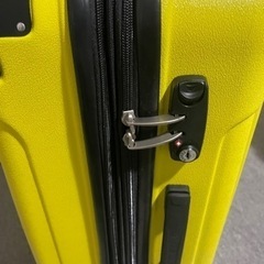 キャリーケース　スーツケース　黄色の画像