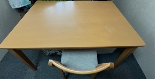 テーブル&チェア【ニトリダイニングテーブル4点セット】