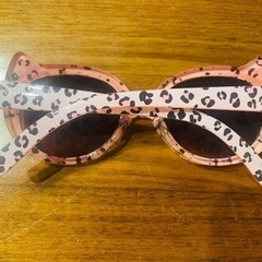 キッズサングラス　猫の画像