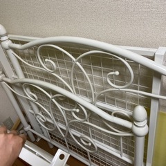 お姫様風シングルベッドの画像
