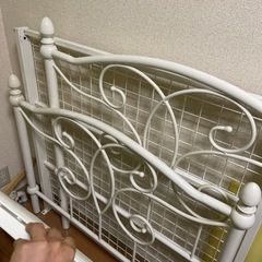 お姫様風シングルベッドの画像