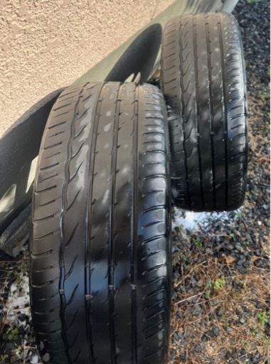 車のパーツ タイヤ、ホイール