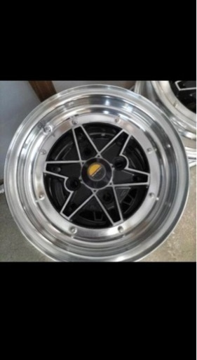 車のパーツ タイヤ、ホイール