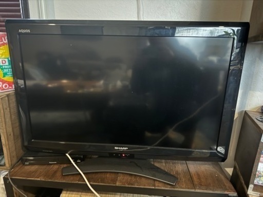 SHARP AQUOS 32V型ワイド液晶カラーテレビ　2011年製　リモコン\u0026ケーブル付き　家電 テレビ 液晶テレビ
