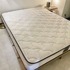 【使用1年超美品】シーリー　ワイドダブルベッド　LOWYA ベッ...