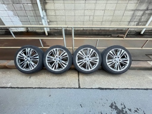 タイヤホイールセット　Raysレイズ18インチ7J5穴　215/45R18