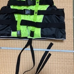 ライフジャケット救命胴衣 フローティングベスト　笛付 黄 目立つ蛍光色 XL、値下げしましたの画像