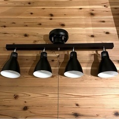 モダンデコ　シーリングライト　電球4個付き