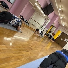 ミット打ち　ボクササイズの画像