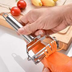 【新品未使用】ピーラー　皮むき器　調理器具の画像