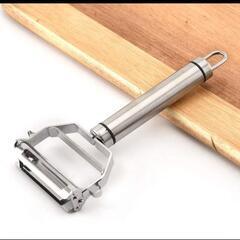 【新品未使用】ピーラー　皮むき器　調理器具の画像