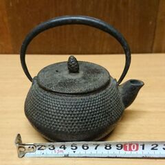 小さくてかわいい鉄瓶 南部鉄器 お譲りします。