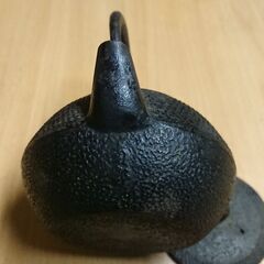 小さくてかわいい鉄瓶 南部鉄器 お譲りします。の画像