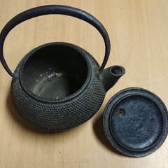 小さくてかわいい鉄瓶 南部鉄器 お譲りします。の画像