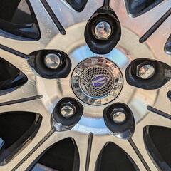 車のパーツ タイヤ、ホイール