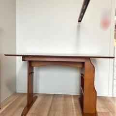 ダイニングテーブル　の画像