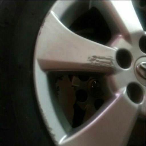 車のパーツ タイヤ、ホイール