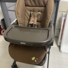 ハイチェア＆ベッド　アップリカ