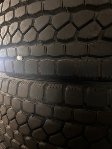 11R22.5   16pr  ブリヂストン　ダンプ　トラック　大型　タイヤ BS MIX