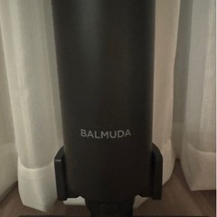バルミューダ  掃除機の画像