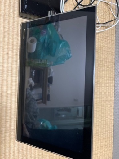 お風呂でも使える防水テレビ（パナソニック）