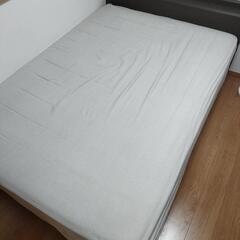 ダブルベッド ニトリ
