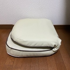 座椅子の画像