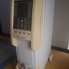 【美品】オイルヒーター1200W Electrolux社