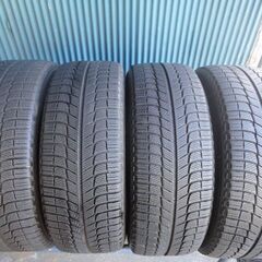 ミシュラン　X-ICE XI3+　215/55R17　4本　8〜9分溝　程度良好！