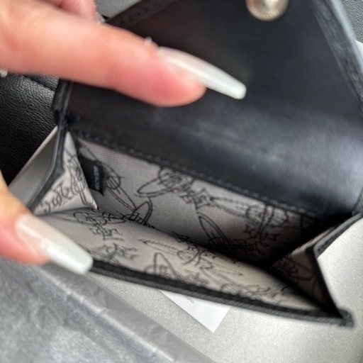 Vivienne Westwood 三つ折財布