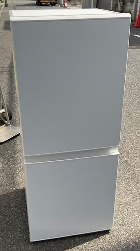 【RKGRE-301】特価！アクア/AQUA/126L 2ドア冷凍冷蔵庫/AQR-E13J（W)/中古品/2020年製/当社より近隣無料配達！