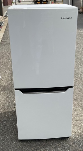 【RKGRE-302】特価！ハイセンス/130L 2ドア冷凍冷蔵庫/HR-D1302/中古品/2018年製/当社より近隣無料配達！