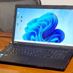 東芝 巨大17インチ/高精細/新品SSD256GB【win10+...