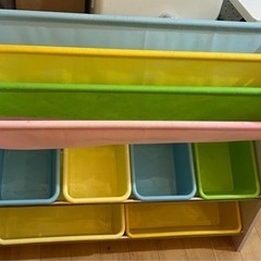 お譲り決定しております。おもちゃ棚　ケース付き