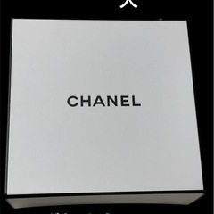 美品　CHANEL シャネル　ギフトボックス　ラッピング　BOX 可愛い　白黒　モノトーンの画像