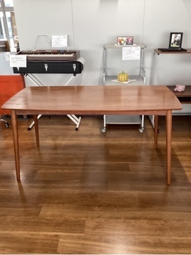 ダイニングテーブル【町田市再生家具】233122