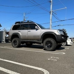 ランドクルーザー100/ランクル100/UZJ100の画像