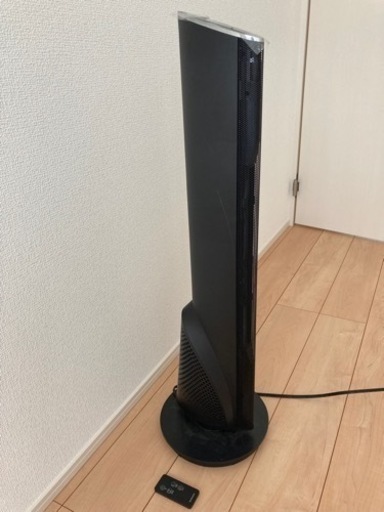 スリム型温風ヒーター
