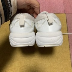 靴/バッグ 靴 スニーカーの画像