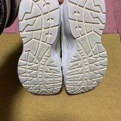 靴/バッグ 靴 スニーカーの画像