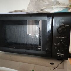 【引き取りの早い方優先です】電子レンジ