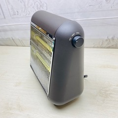 プラマイゼロ　遠赤外線電気ストーブ　XHS-U010の画像