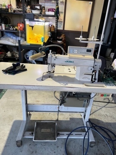 業務用ミシン