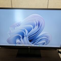 PCモニタ（HP Pavilion 32 QHD）