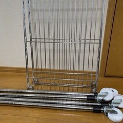 値下げしました　メタルラックの画像