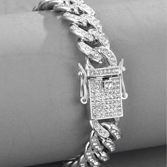 チェーンブレスレットの画像