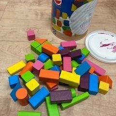おもちゃ　積み木