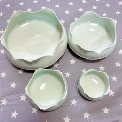 お花の食器4点セットの画像